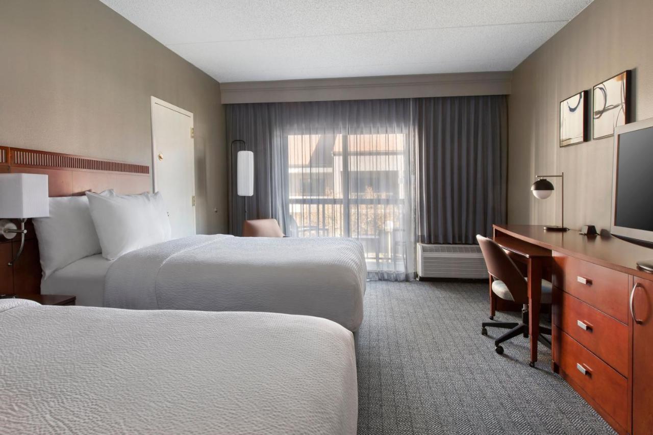 Courtyard By Marriott Tarrytown Westchester County Екстер'єр фото